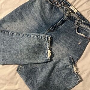 Abercrombie “The Mom” Distressed Denim 12s